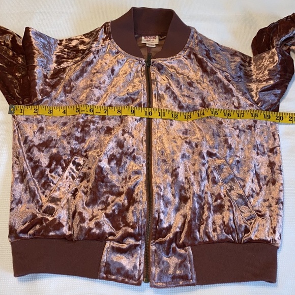Mossimo Woman’s Bomber Velvet Jacket Size XS Plush Plum Front Zipper - Picture 6 of 11